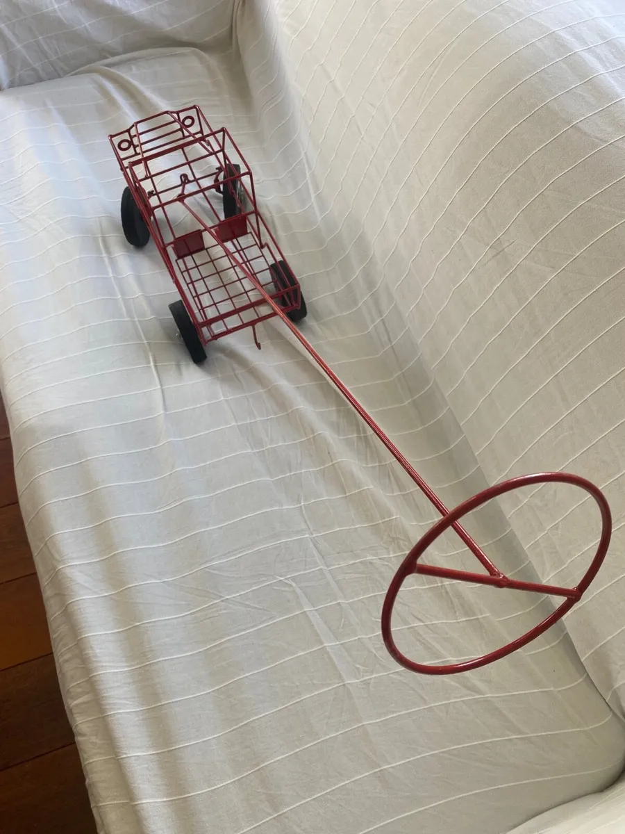 Wire Car - Image 1