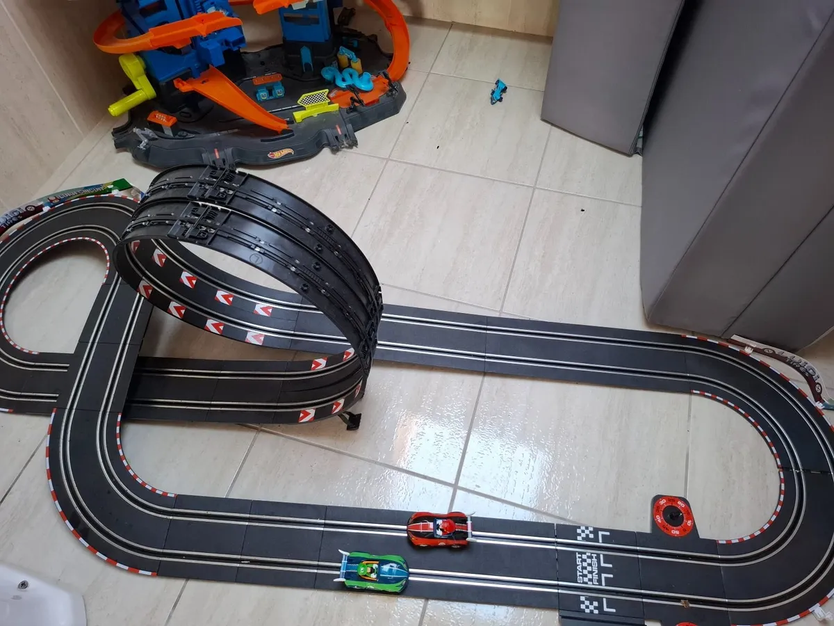 Racing track - Image 2