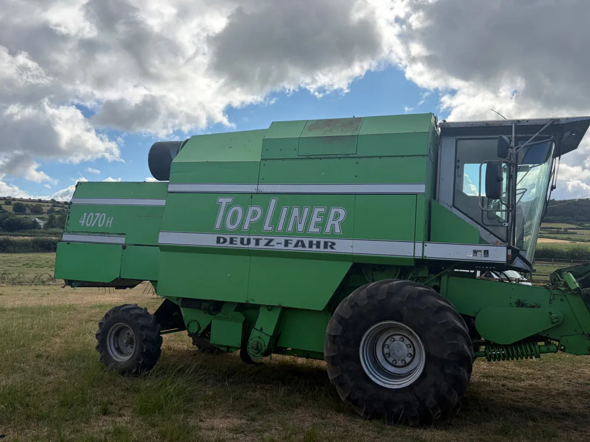 Combines - Image 1