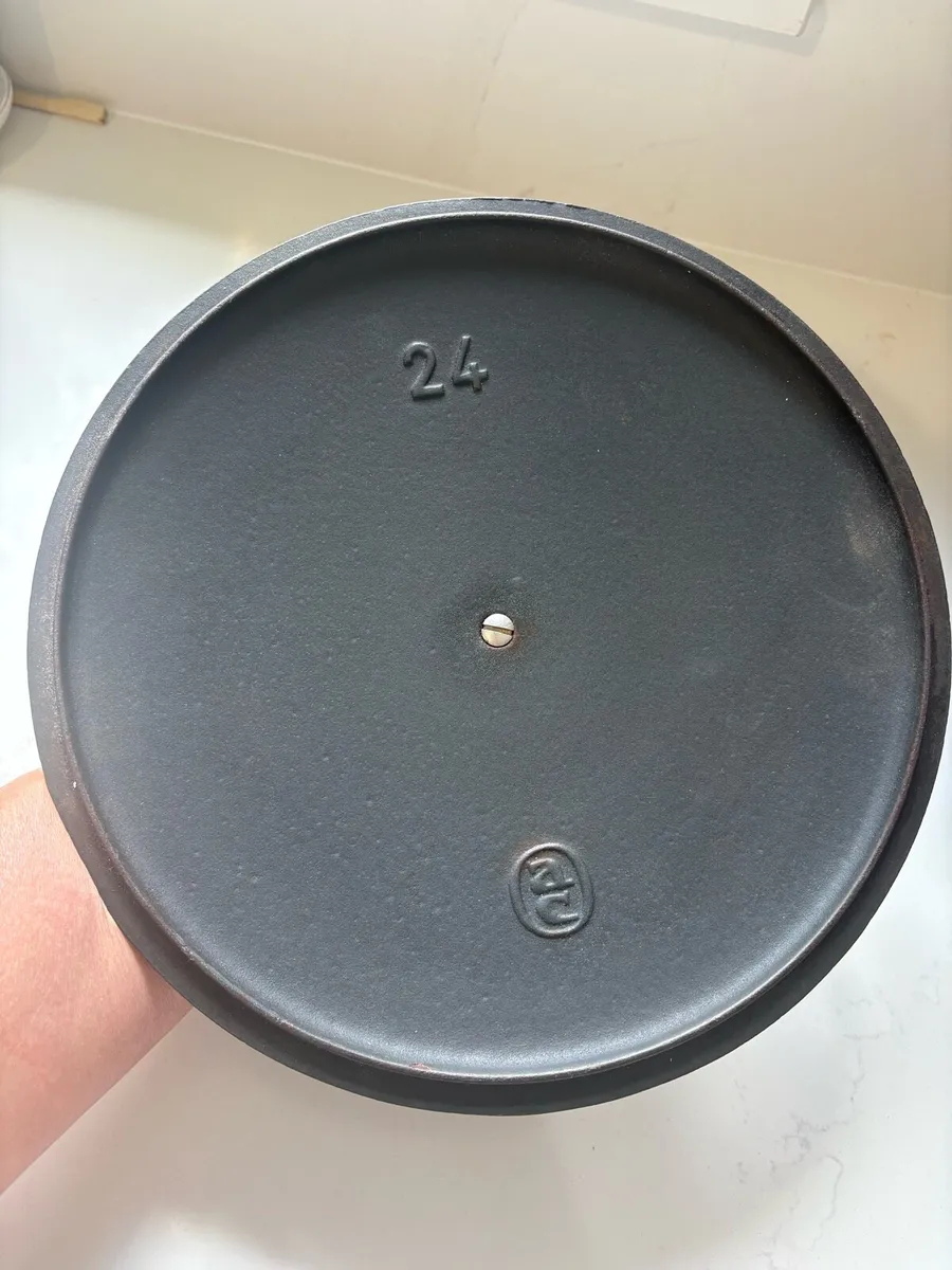 Cousances (le creuset) 24cm Dutch oven/casserole - Image 4