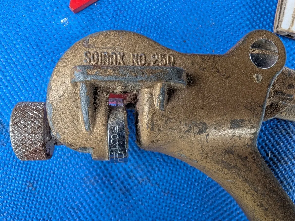 Saw Set Pliers by Somax. - Image 2