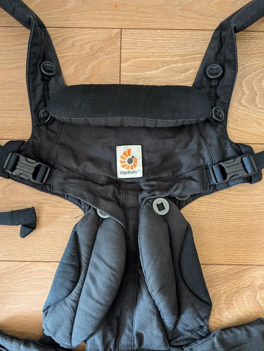 Baby/infant carrier - Ergobaby Omni 360 - Image 3
