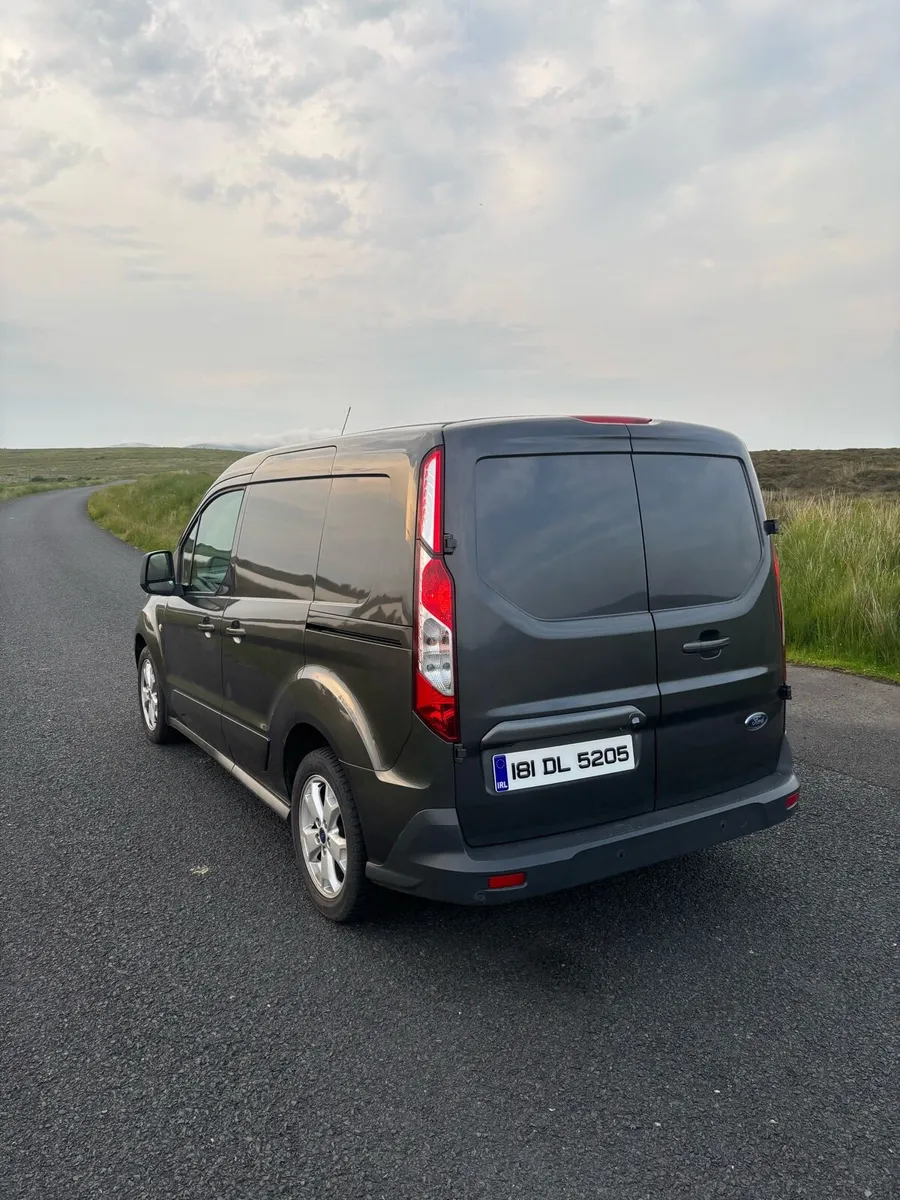 Ford Transit Connect 2018 Limited - Image 4