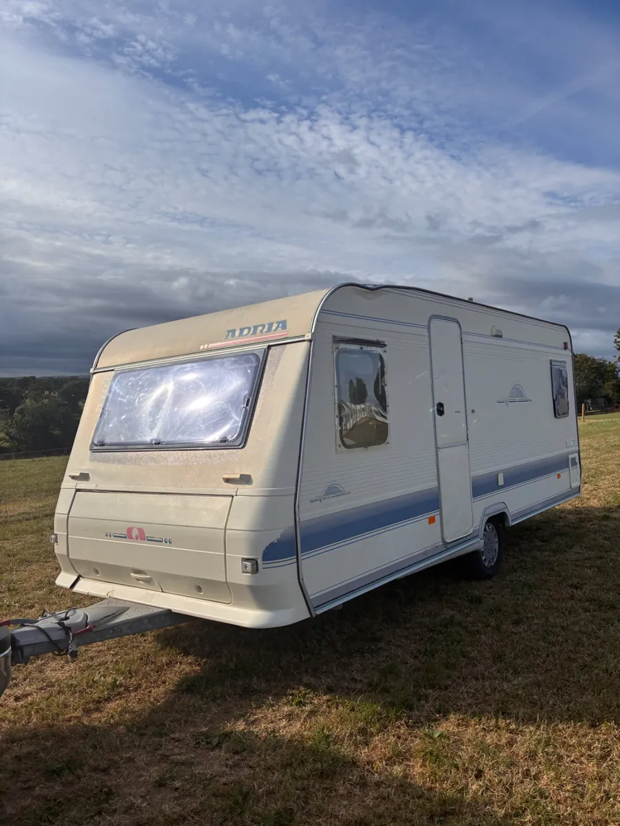 Fixed bed adria - Image 2