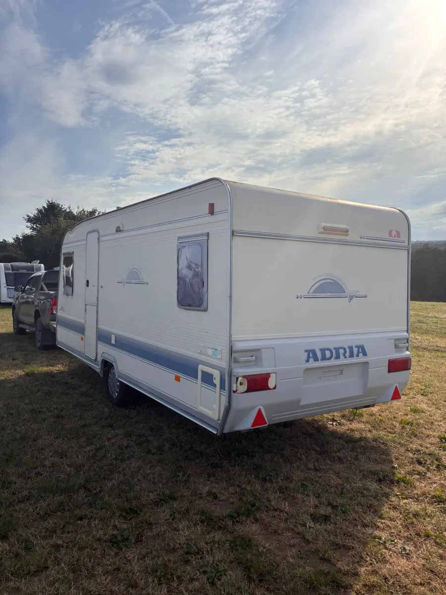 Fixed bed adria - Image 3