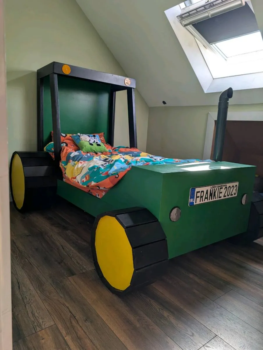 Children's bed - Image 1