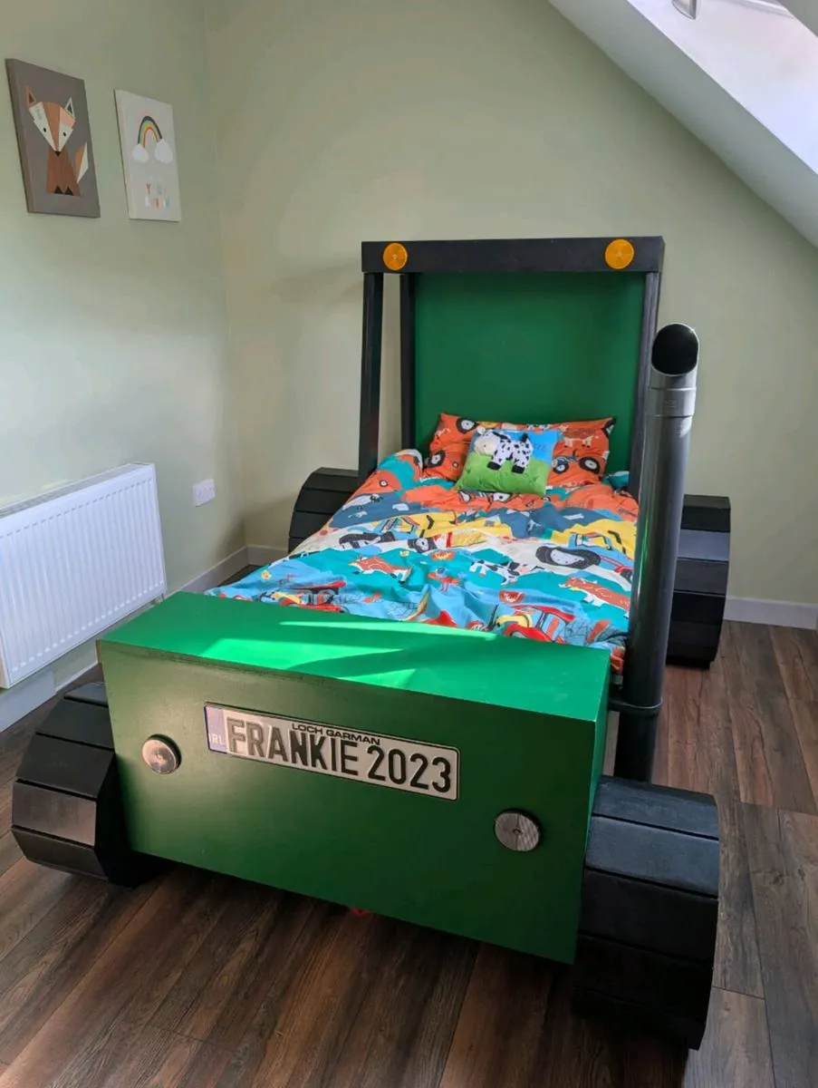 Children's bed - Image 2