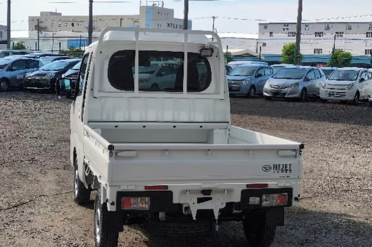 Daihatsu hijet jumbo cab 4WD manual - Image 3