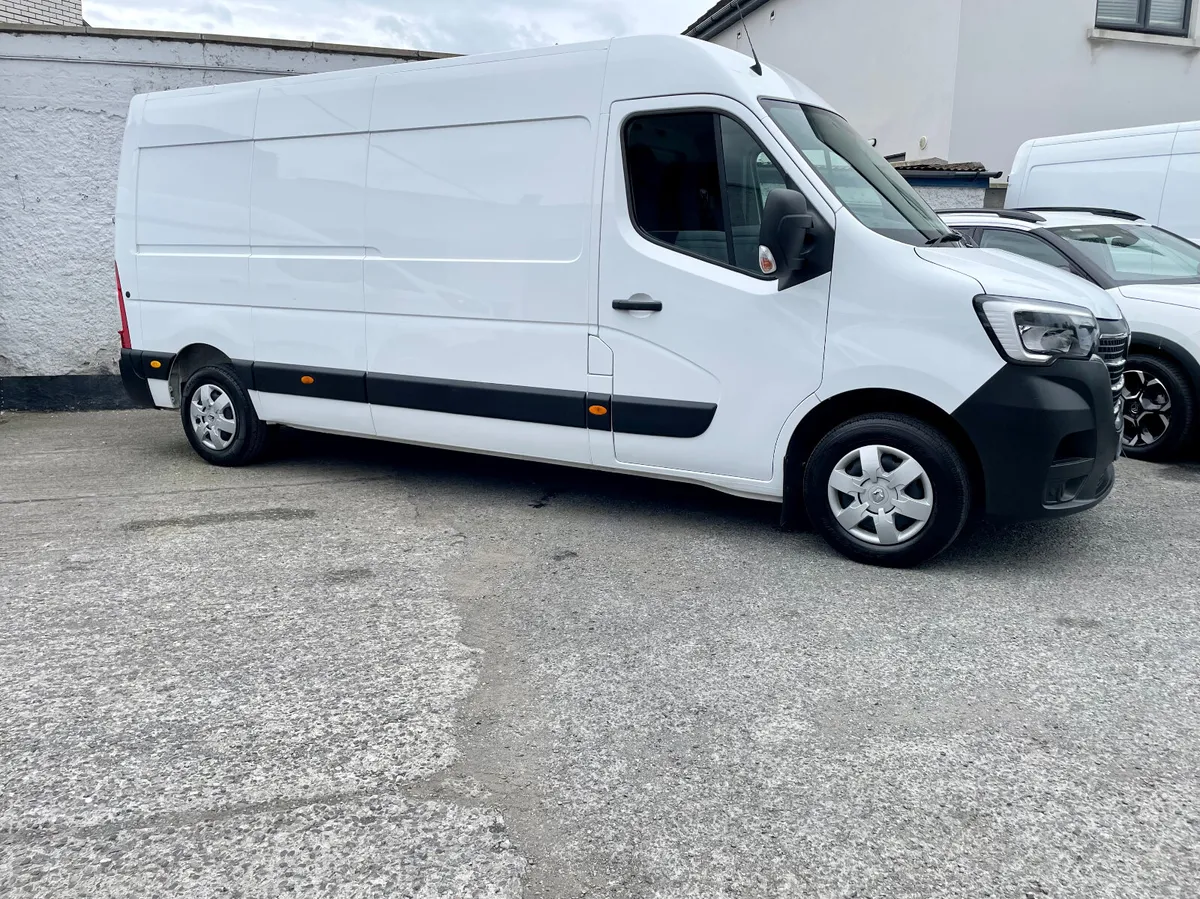 Renault Master LM35 Business+ 2.3DCI 135BHP,2023 - Image 2