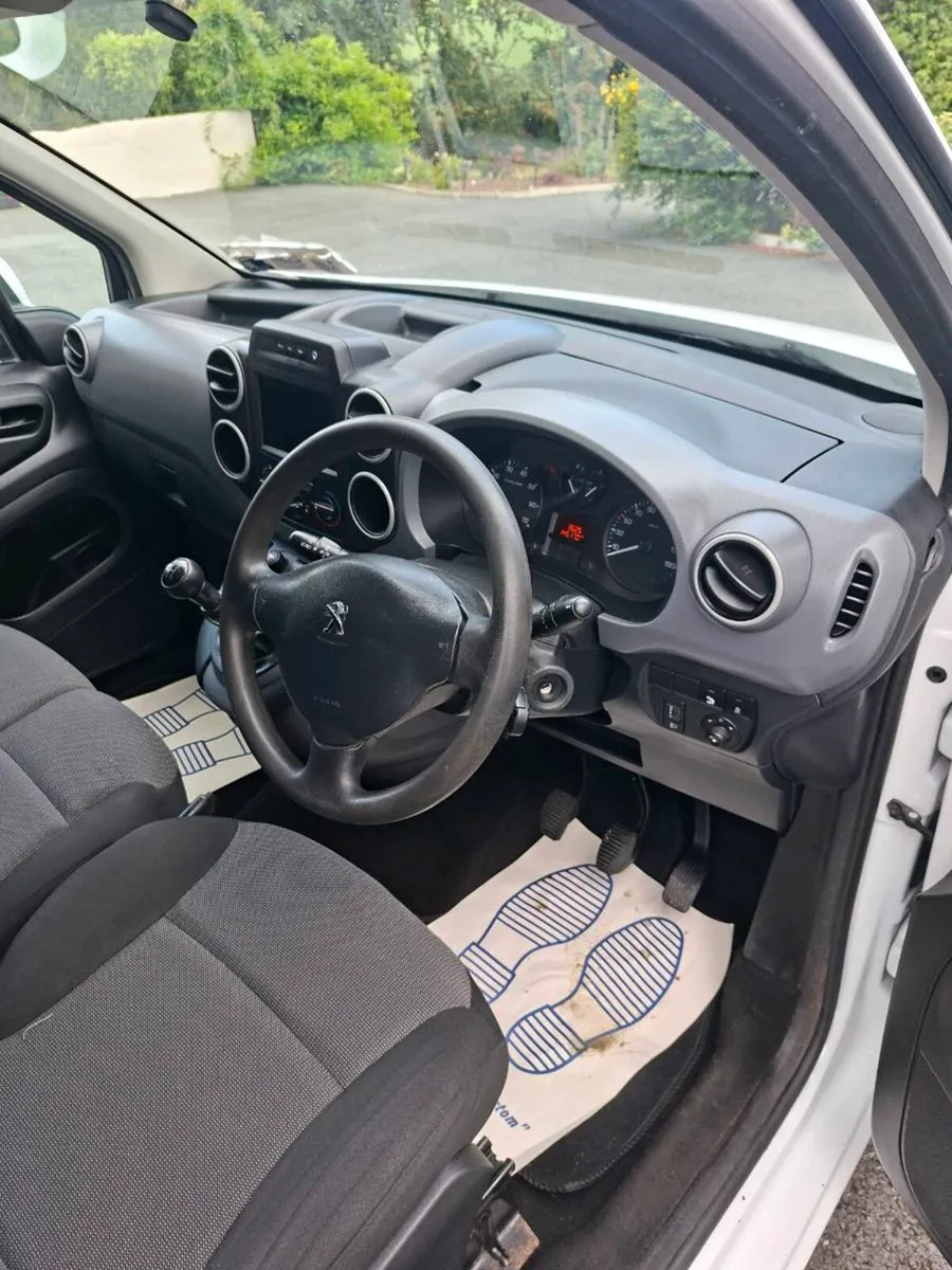 Peugeot Partner - Image 4