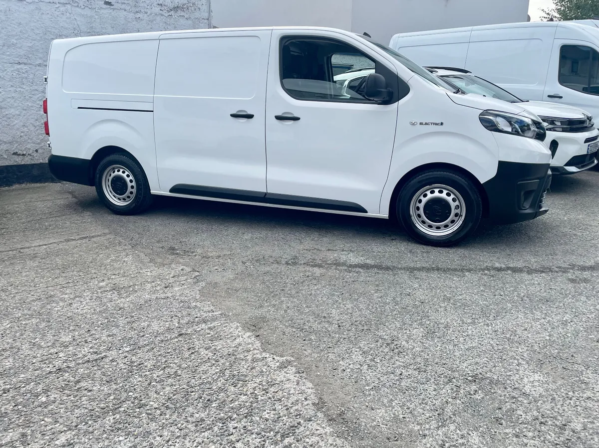 Toyota Proace 75KWH Fully Electric LWB Auto,2022 - Image 2