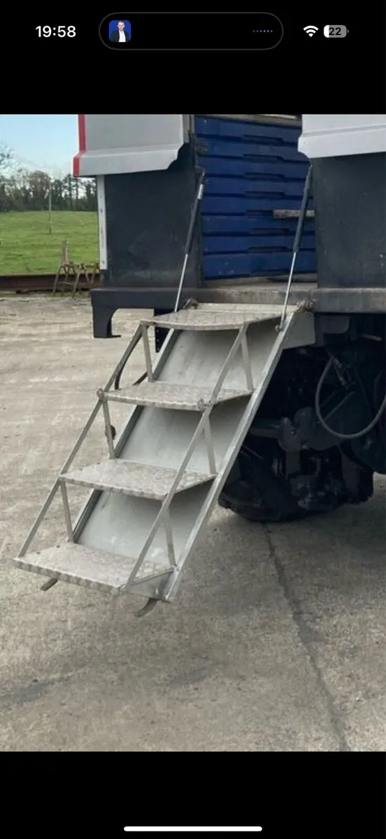 Truck body. - Image 2