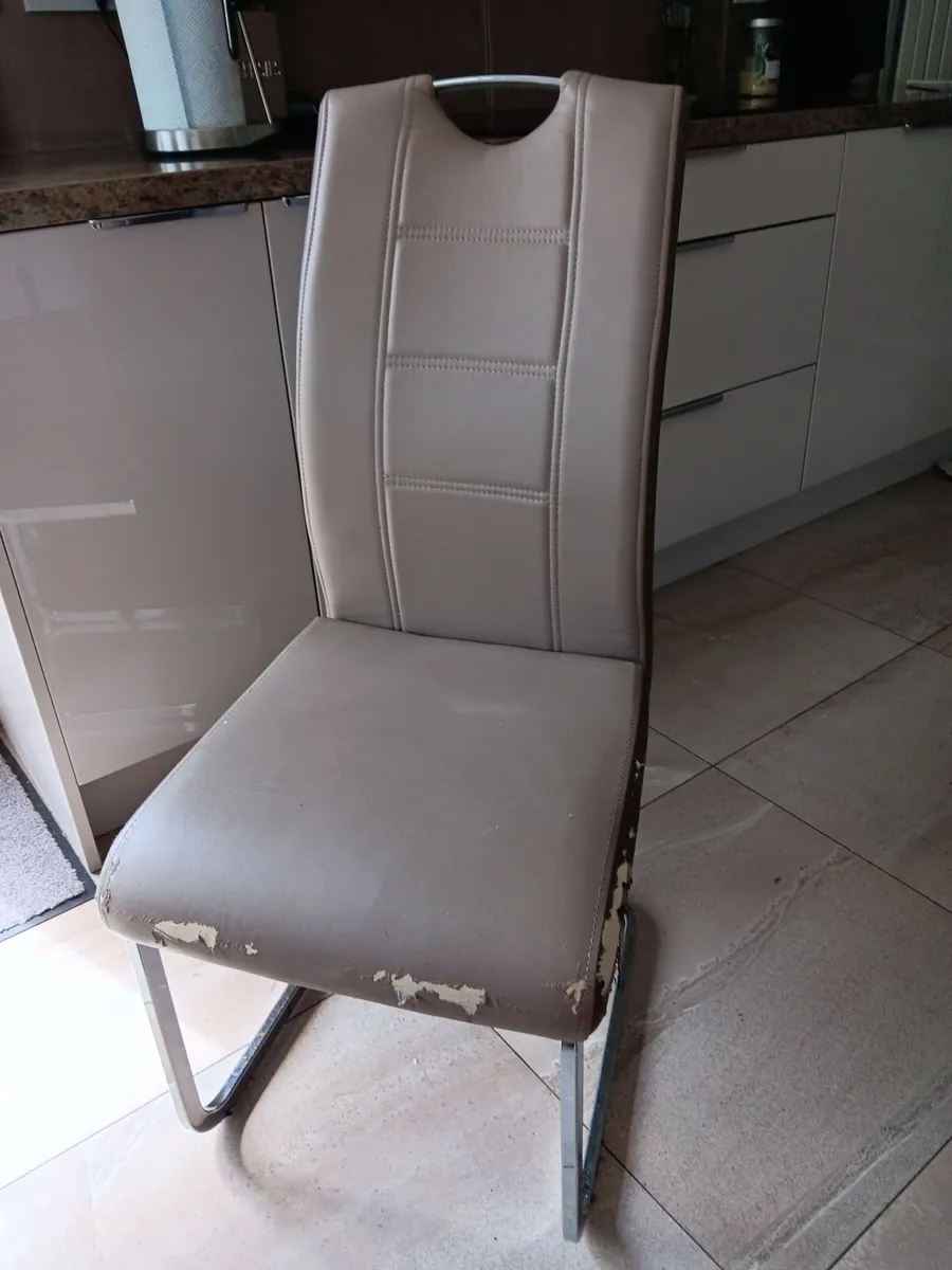 Kitchen chairs - Image 1