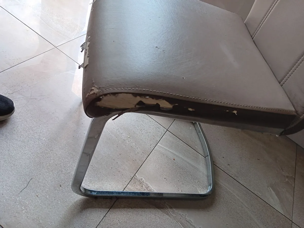 Kitchen chairs - Image 3