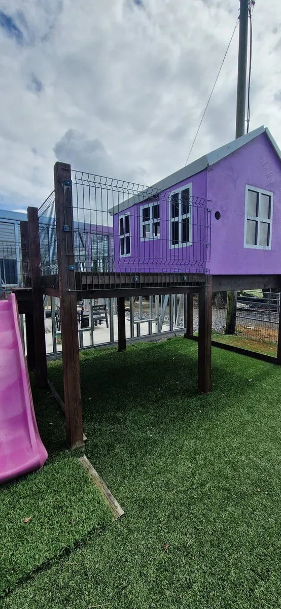 Playhouse - Image 2