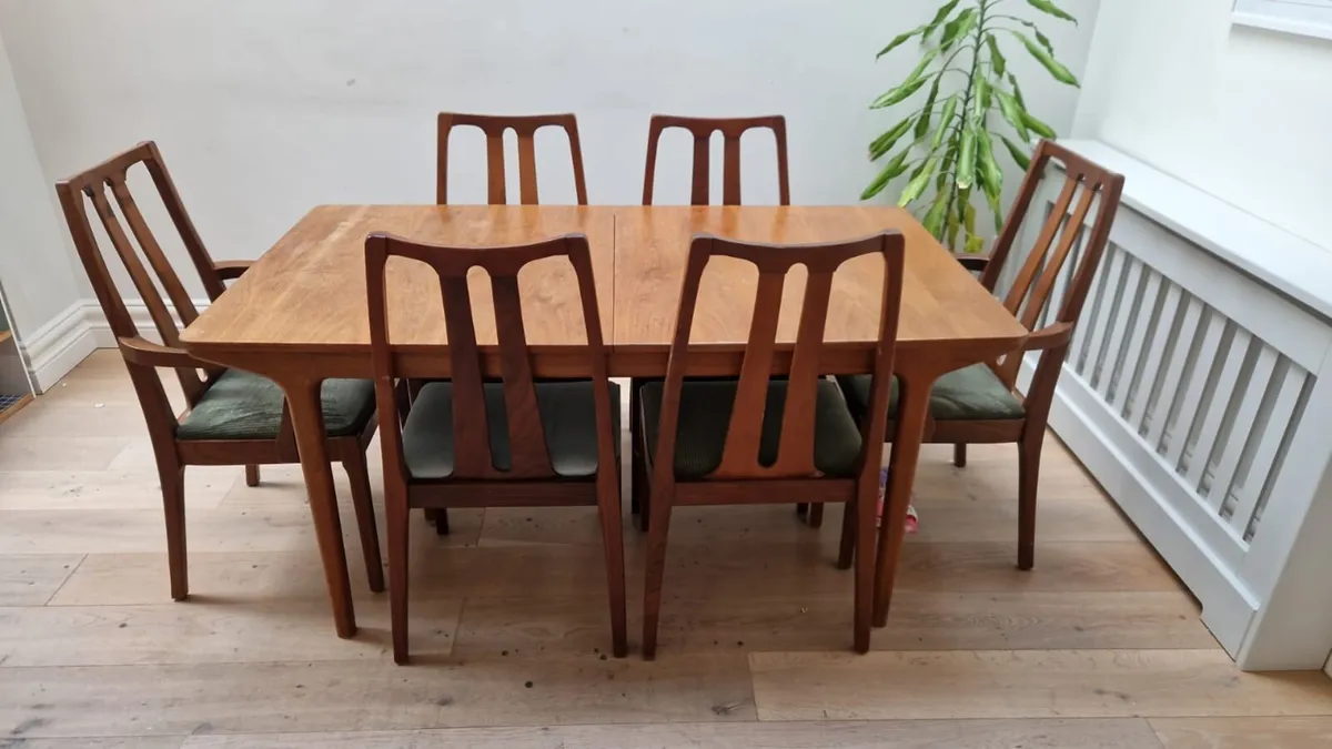 Mid Century McIntosh Table and 6 chairs - Image 2