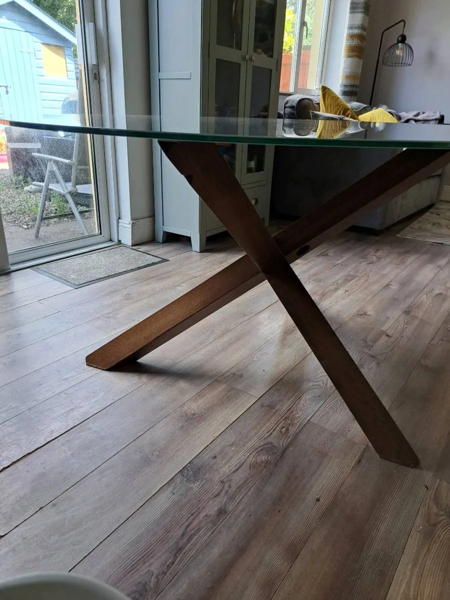 Round Glass Table - Image 3