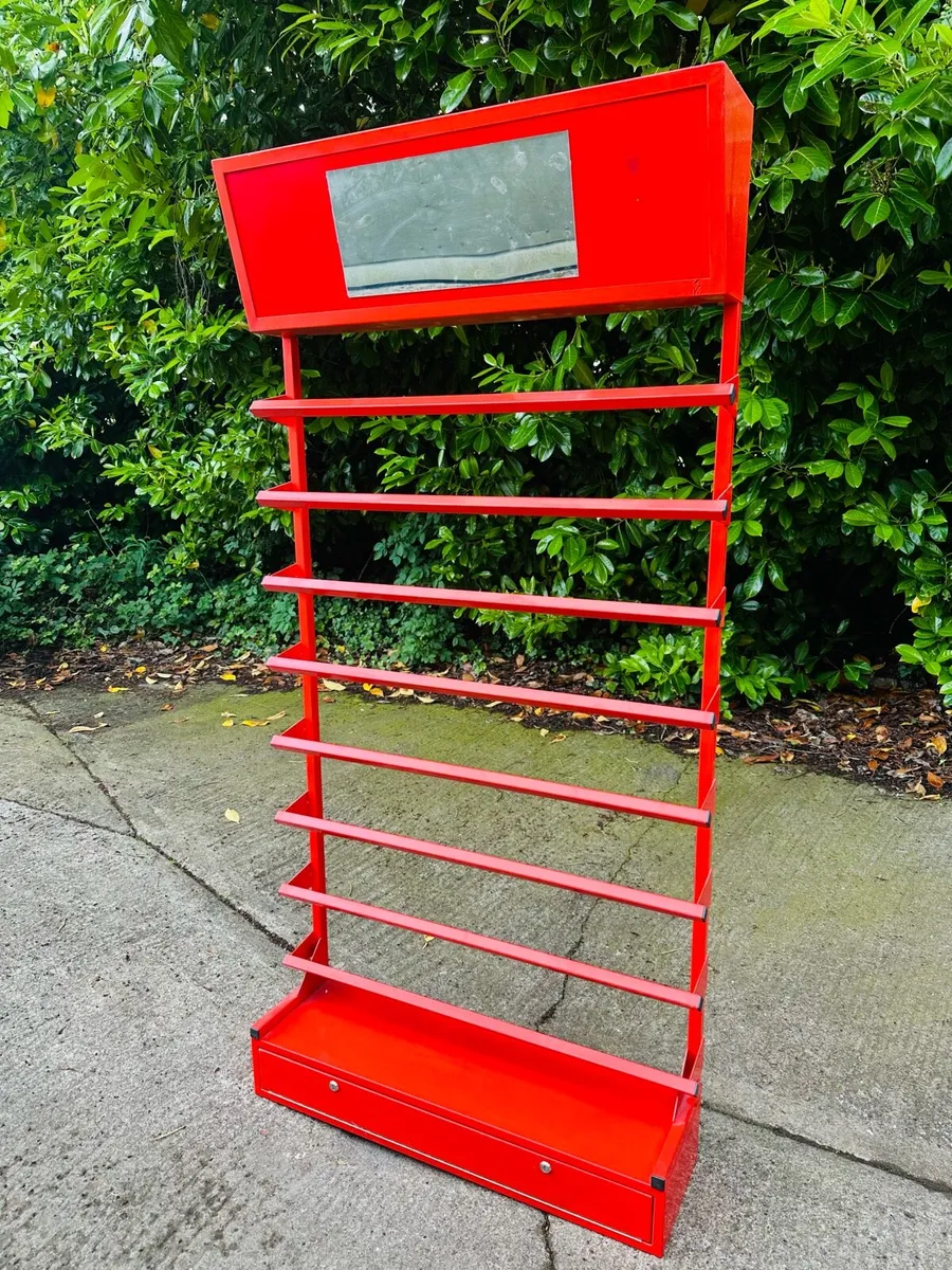 LARGE DISPLAY STAND WITH MIRROR - Image 1