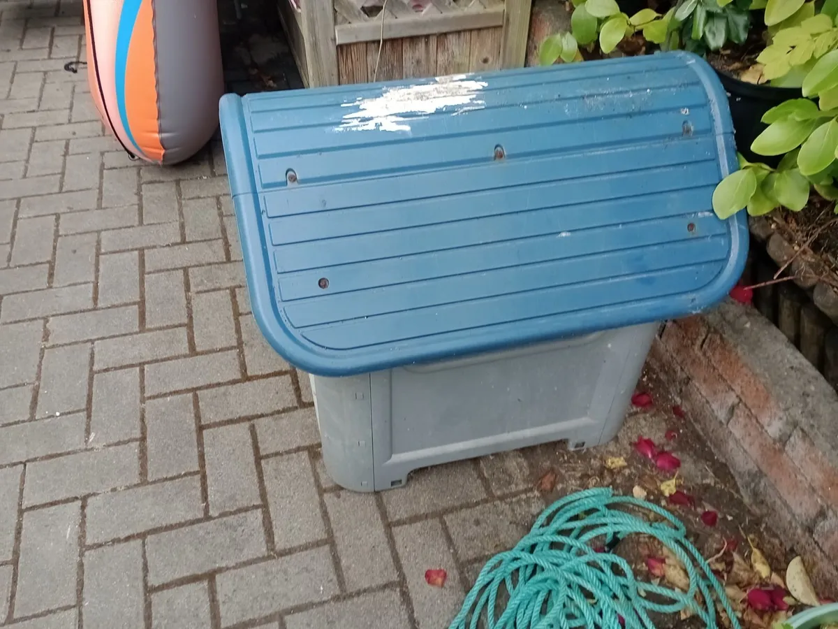 Dog House - Image 2