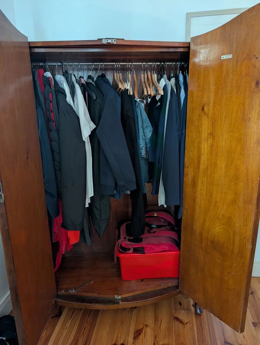 Wardrobe - Image 2