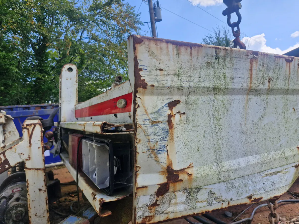21 foot tilt and slide body with spec off 18 ton - Image 4