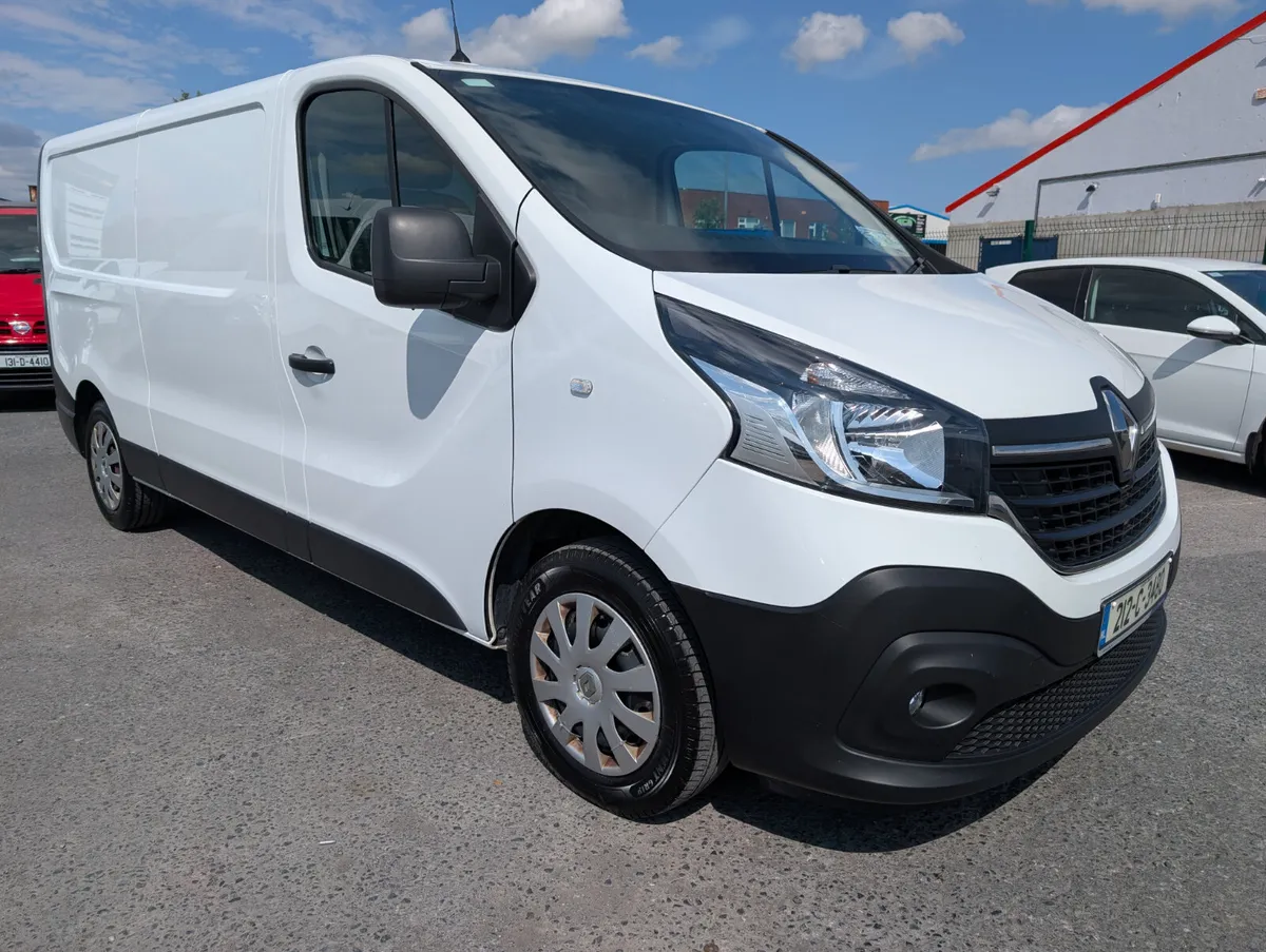 Renault Trafic LWB 2.0 Litre new cvrt - Image 4