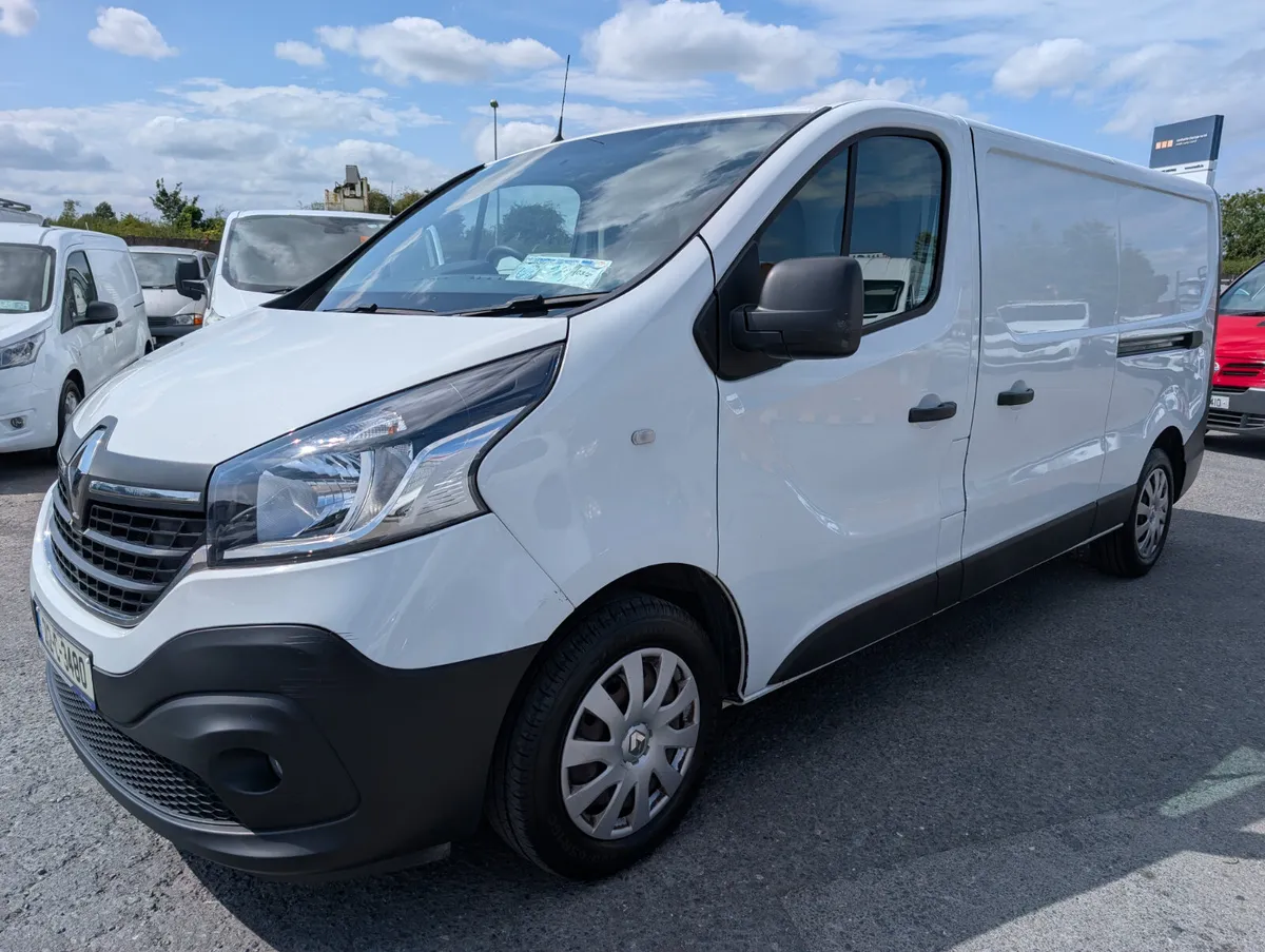 Renault Trafic LWB 2.0 Litre new cvrt - Image 1