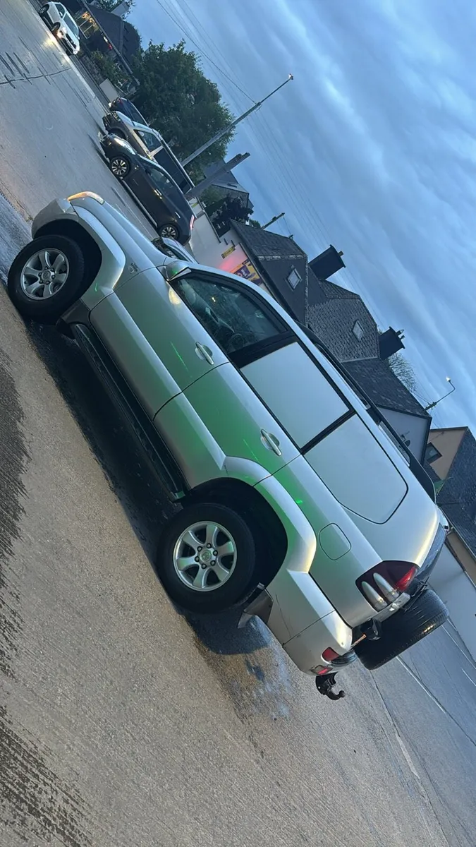 Toyota Landcrusier - Image 3