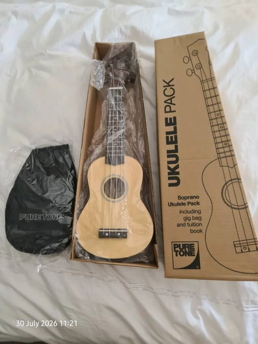 Ukulele - Image 1