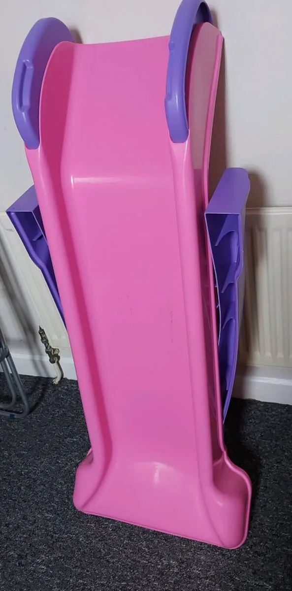 Kid's indoor outdoor slide from 18months to 6 year - Image 1