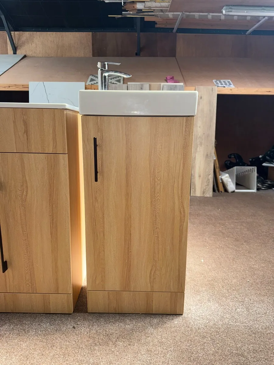 Clearance Cloakroom oak vanity unit