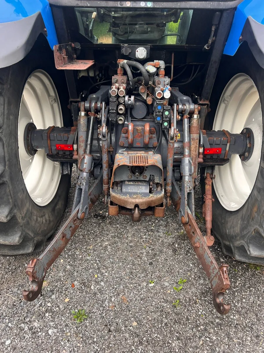 TS115 New Holland - Image 4