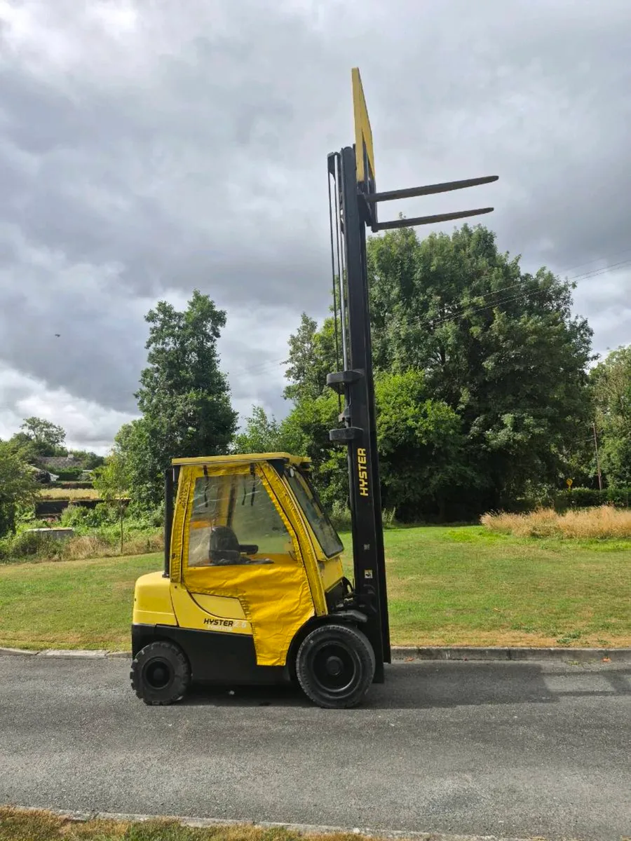 2019 Hyster 2.5 t forklift - Image 1