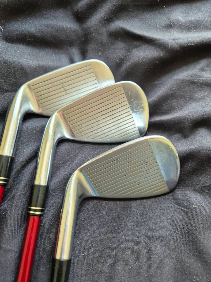 TaylorMade R9 Iron Set 5 to PW - Image 3