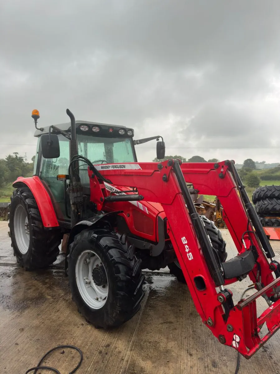 Massey Ferguson 5455 - Image 1