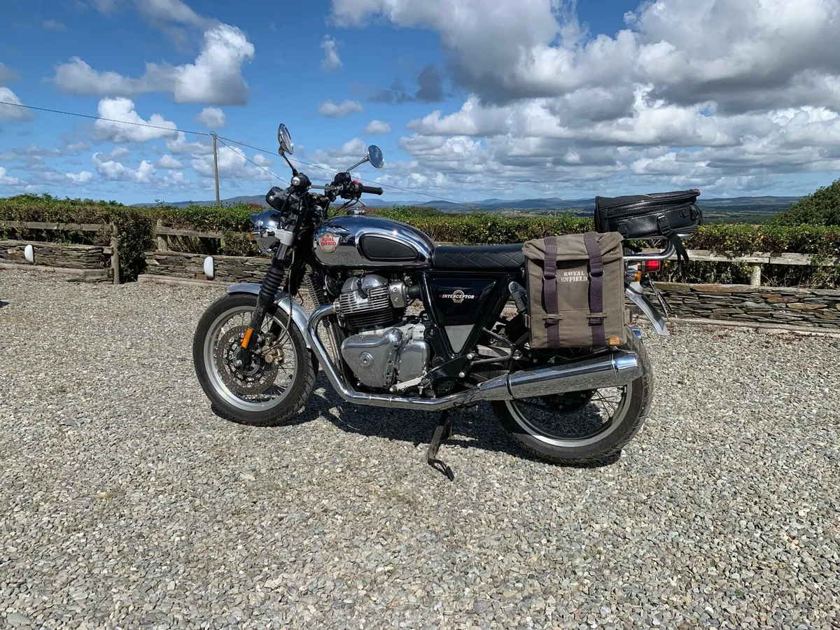 ROYAL ENFIELD Interceptor 2020 - Image 3