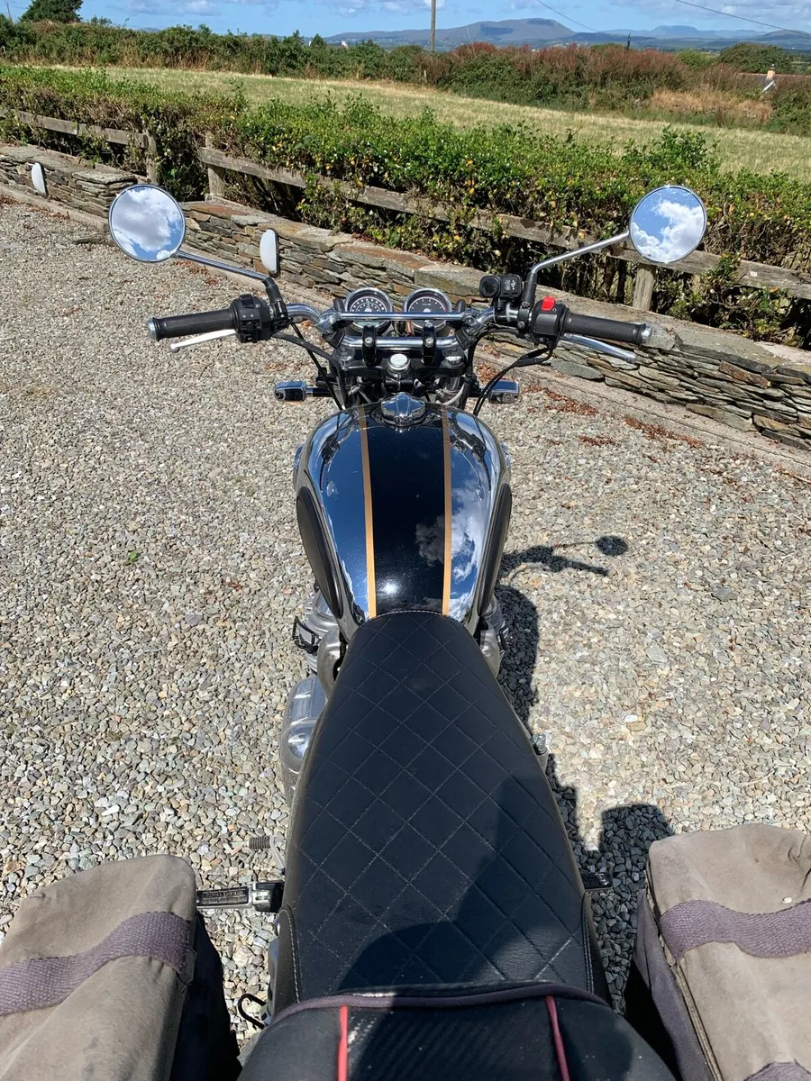 ROYAL ENFIELD Interceptor 2020 - Image 1