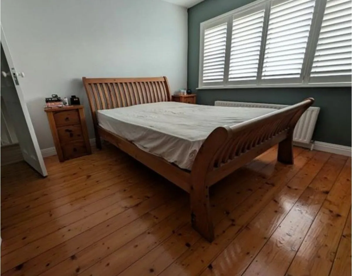 King Sized Wooden Sleigh Bed and 2 Wooden Lockers