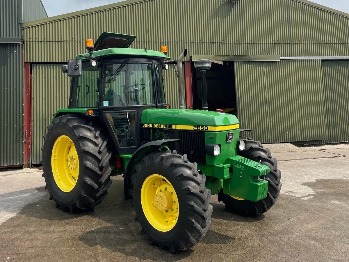 John Deere 2850 - Image 2