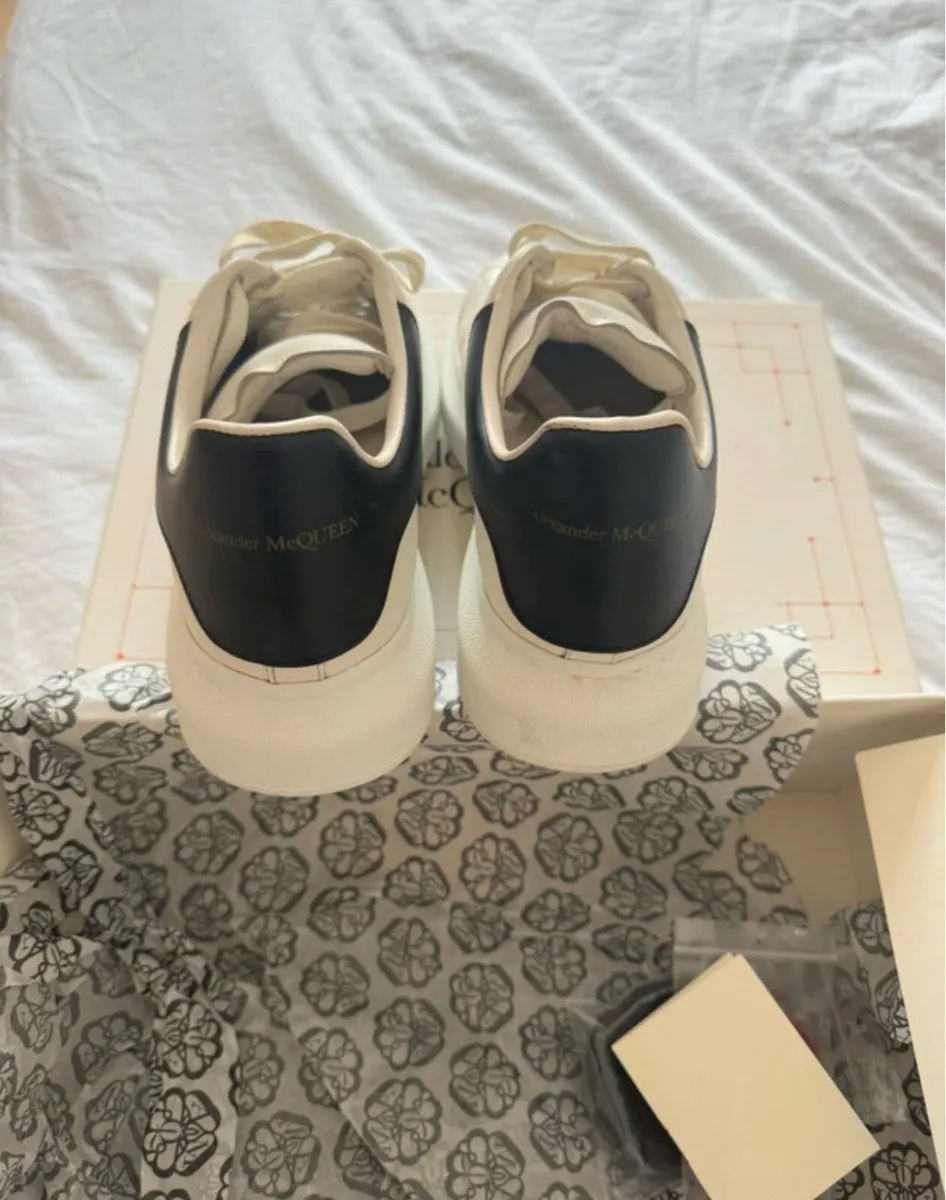 Alexander McQueen Trainers - Image 2