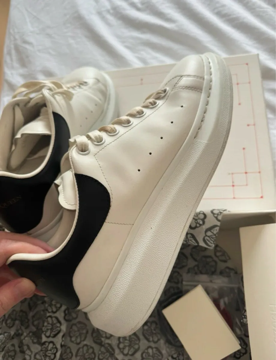 Alexander McQueen Trainers - Image 3
