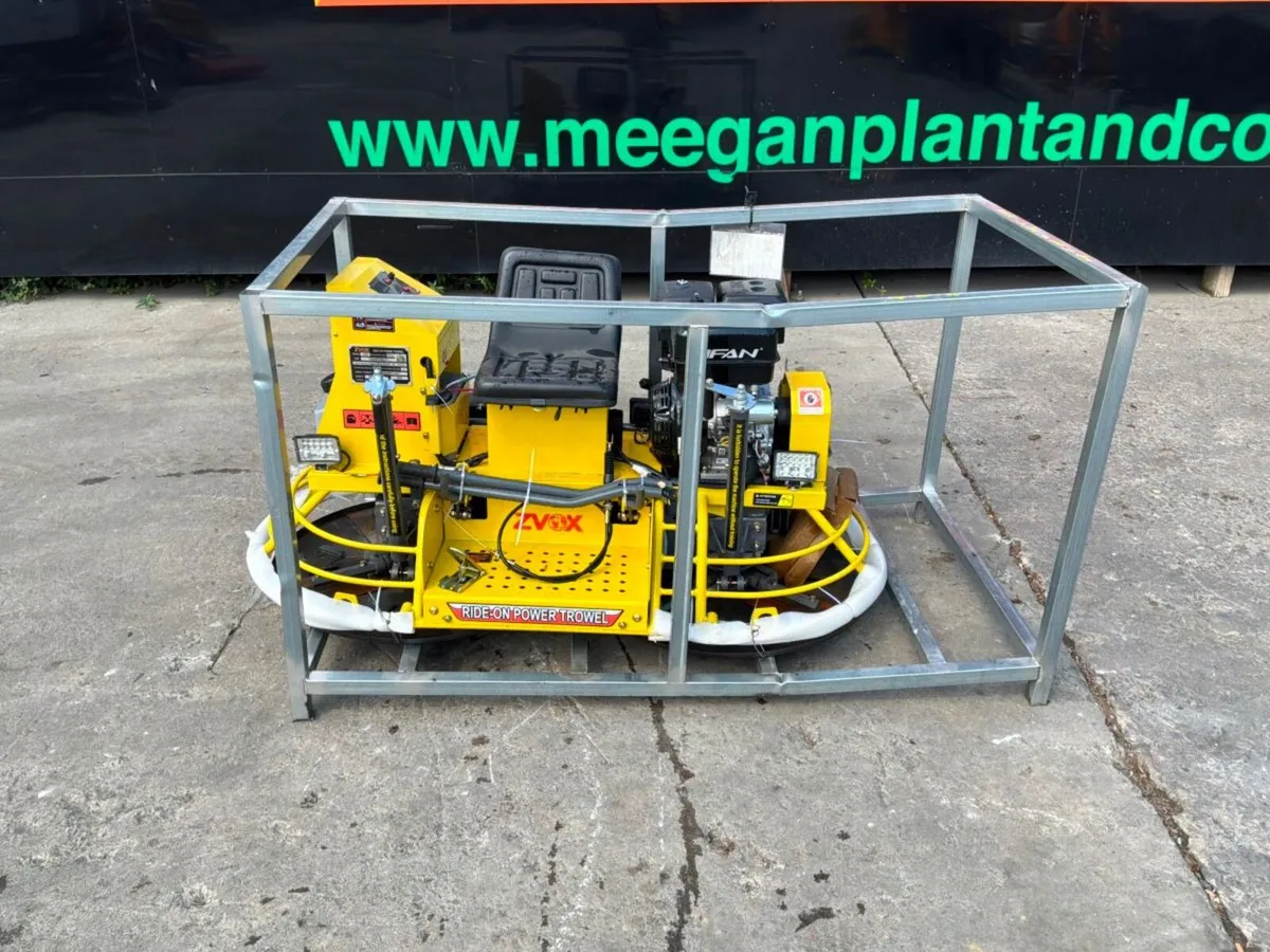 concrete Ride On Power Float Lifan Engine....4835 - Image 4