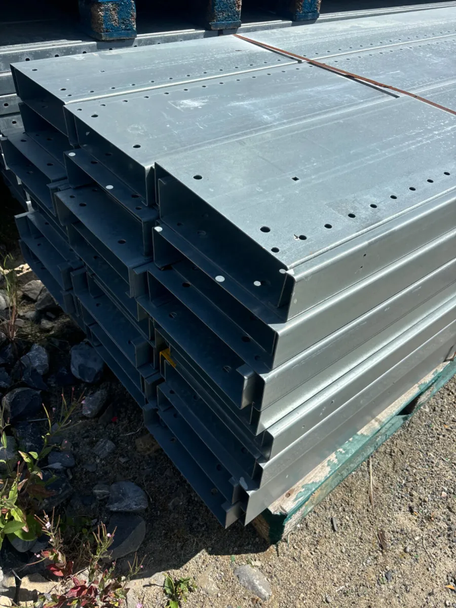 New 15foot crash barriers €49 each delivery - Image 2