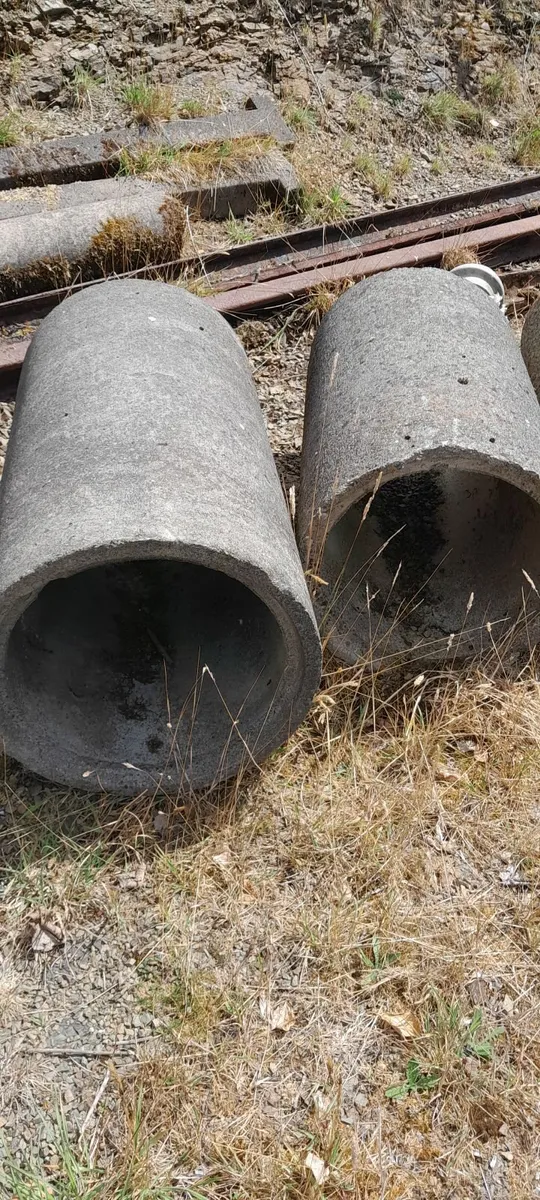 Concrete pipes and weight - Image 1
