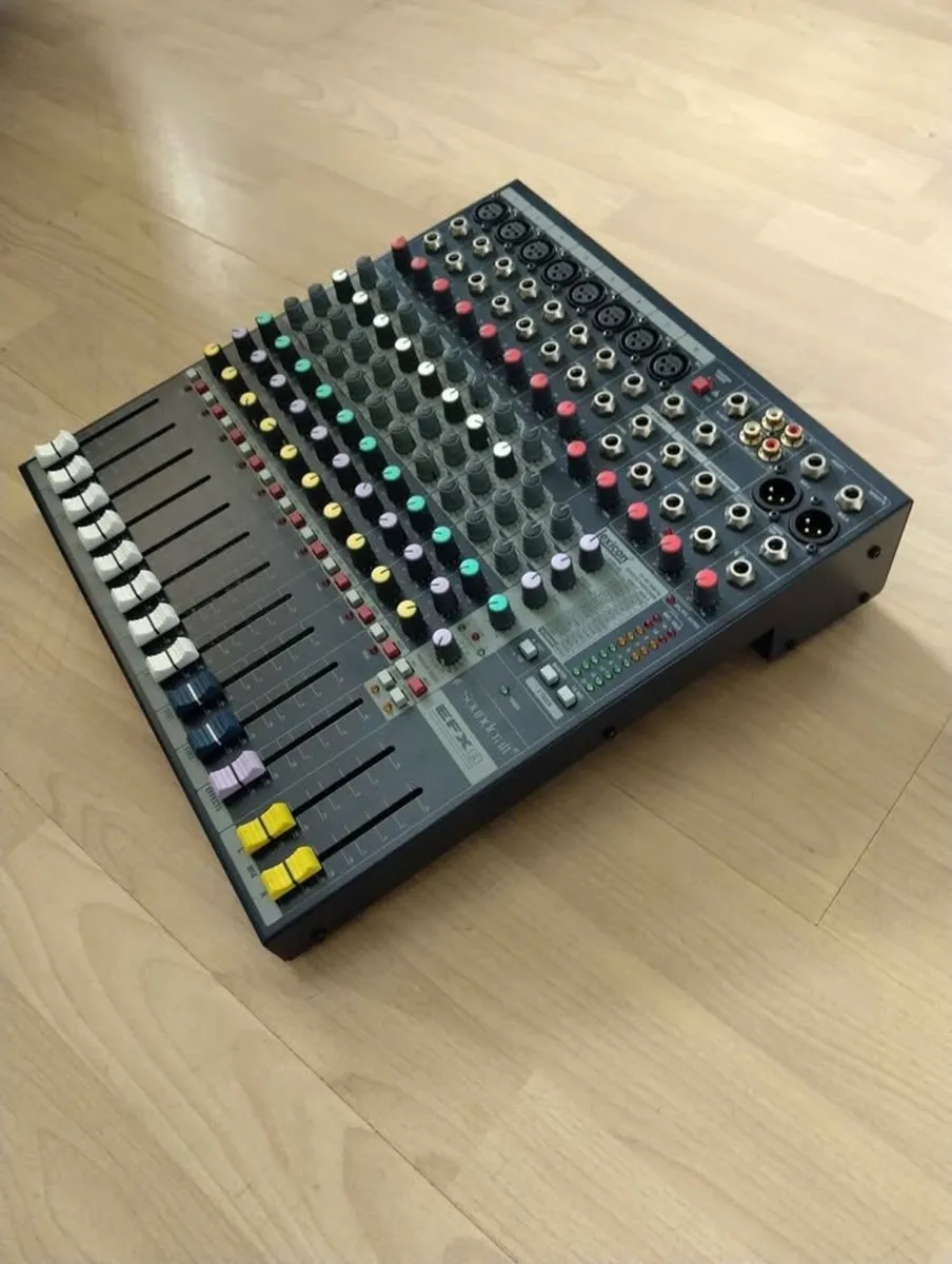 SOUNDCRAFT EFX MIXING DESK CONSOLE - Image 4