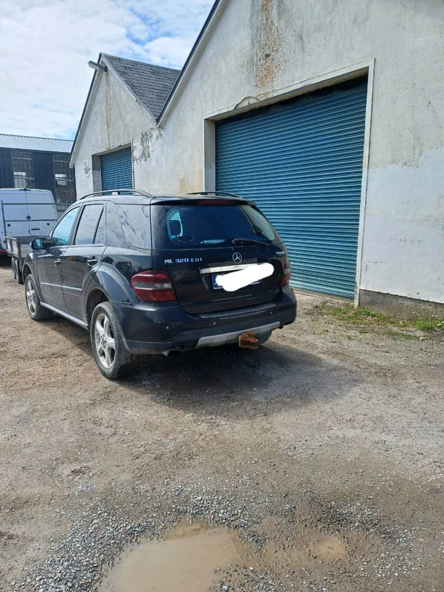 Mercedes-benz ml320 cdi 4matic - Image 4