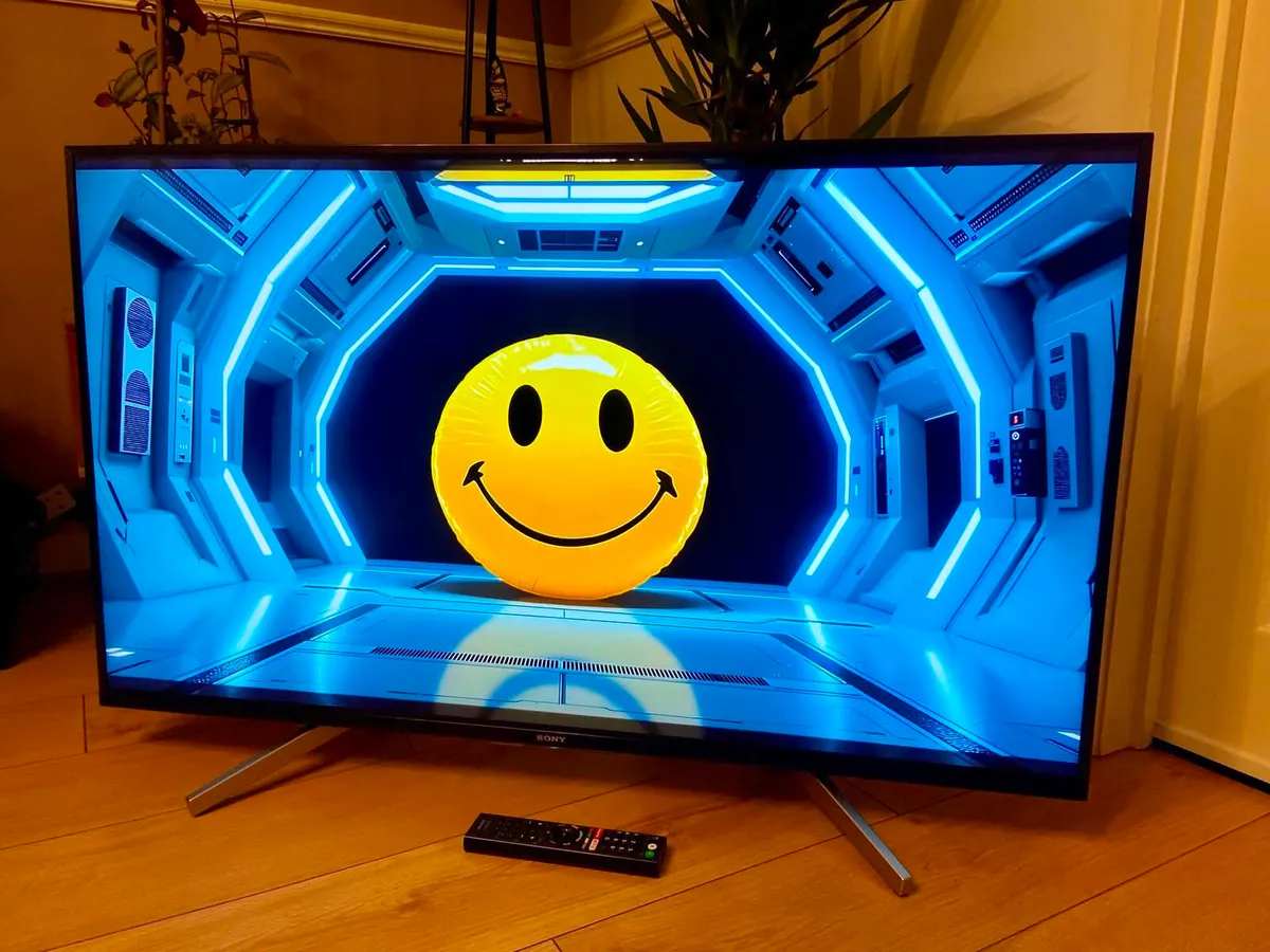 Sony 49” 4K HDR Smart Android TV - Box included - Image 3