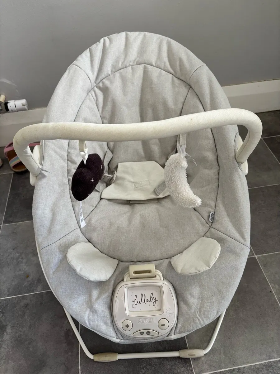 Mamas and papas bouncer - Image 2