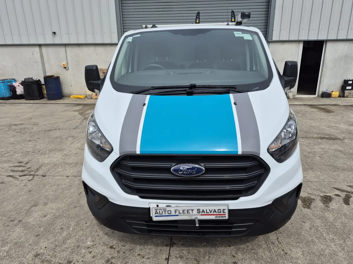 2023 CUSTOM 300 LEADER 2.0 TDCI 130 BHP - Image 2