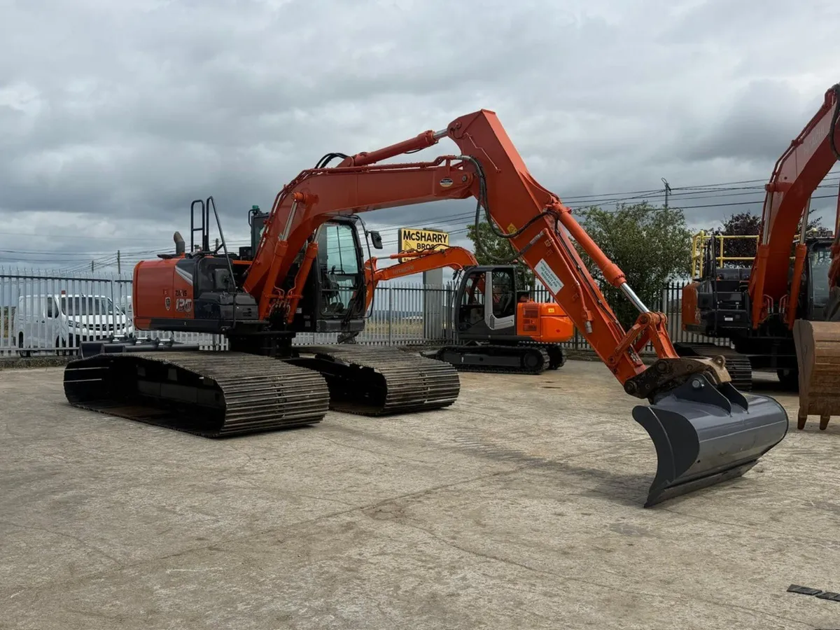 Hitachi ZX130LCN-7 Bogmaster - Image 4